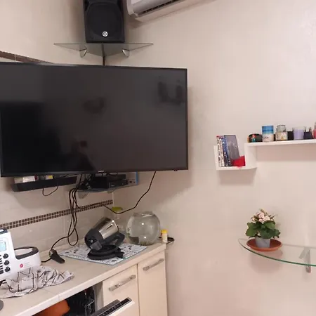 Camera In Vicino La Stazione Centrale Di Apartment