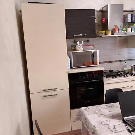Appartement Camera In Vicino La Stazione Centrale Di